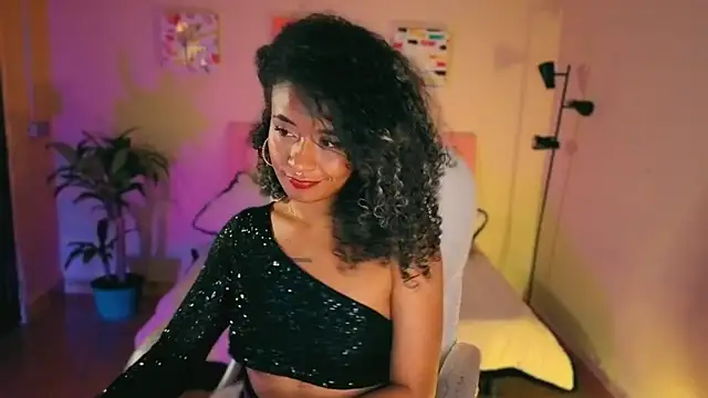 keyla roberts777 online show from 03/19/25, 10:42