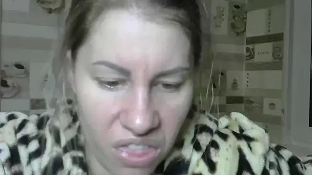 TherestlessKitty online show from 02/09/25, 08:13