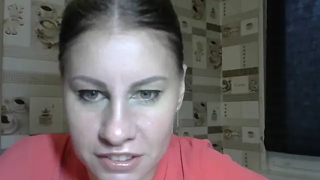 Snapshot of TherestlessKitty chatting on 09/22/25, 06:04 TherestlessKitty online show from 09/22/25, 06:04