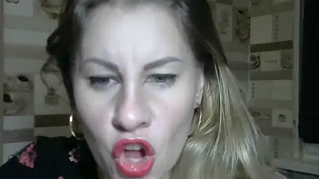 Snapshot of TherestlessKitty chatting on 10/29/25, 05:47 TherestlessKitty online show from 10/29/25, 05:47