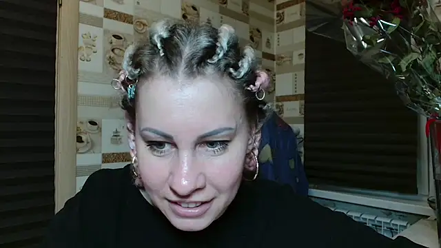 TherestlessKitty online show from 05/10/26, 10:48