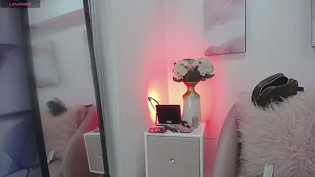 Tayzon Foxxx online show from 12/10/24, 02:17