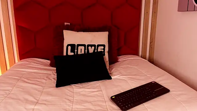 Tayzon Foxxx online show from 07/25/26, 08:28