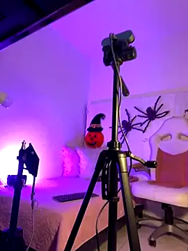 mikuru hara online show from 10/02/25, 10:06