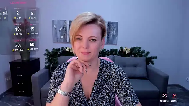 Julia Wilsone online show from 01/04/25, 03:49