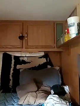 Snapshot of tjmacksjr chatting on 11/13/25, 05:34 tjmacksjr online show from 11/13/25, 05:34