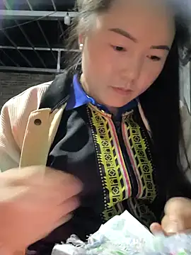 Sweetlove 77 online show from 12/12/24, 10:24