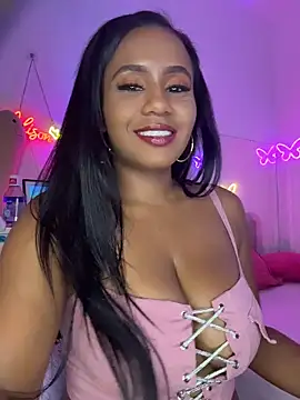AlisonHoot69 online show from 05/26/26, 11:01