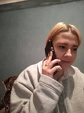 Gussie Bridie online show from 12/04/24, 05:00