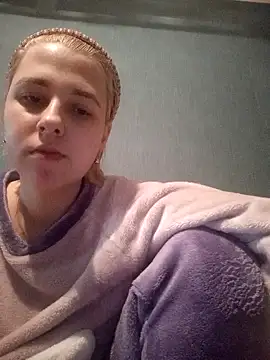 Gussie Bridie online show from 01/25/25, 02:25