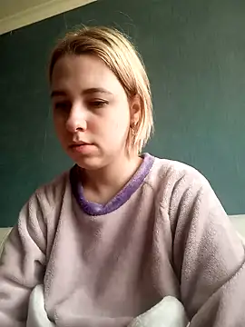 Gussie Bridie online show from 02/03/25, 08:02
