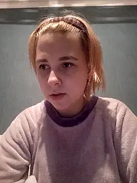 Gussie Bridie online show from 02/05/25, 02:59