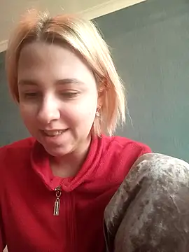 Gussie Bridie online show from 02/12/25, 08:27