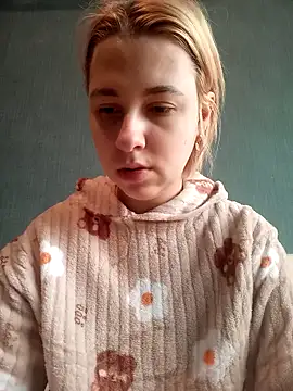 Gussie Bridie online show from 02/15/25, 07:27