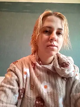 Gussie Bridie online show from 02/16/25, 07:37