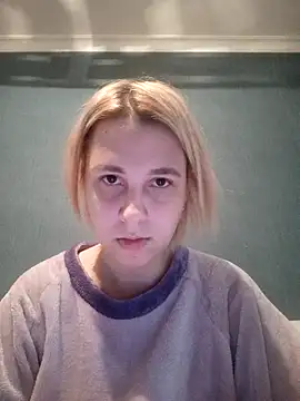 Gussie Bridie online show from 02/20/25, 02:02
