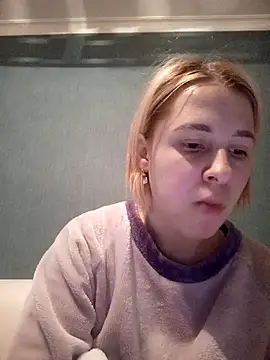 Gussie Bridie online show from 02/22/25, 02:41