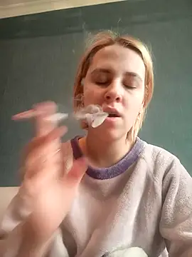 Gussie Bridie online show from 02/27/25, 11:52