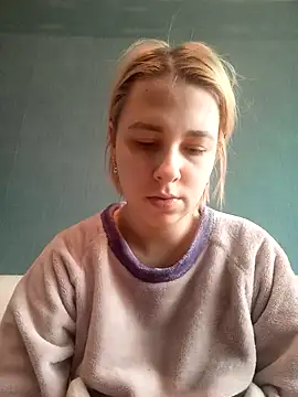 Gussie Bridie online show from 03/02/25, 09:21