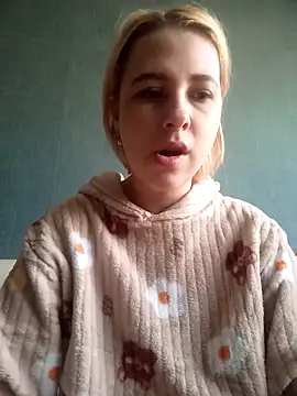Gussie Bridie online show from 03/06/25, 07:25
