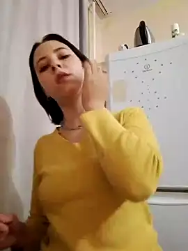 Gussie Bridie online show from 09/23/25, 04:15