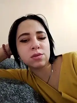 Gussie Bridie online show from 10/10/25, 04:44