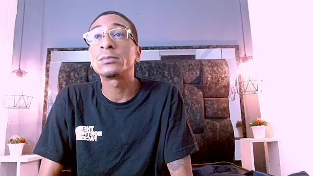 Jose Smoke online show from 02/11/25, 04:11