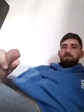 Snapshot of kevcore96 chatting on 12/05/24, 02:11 kevcore96 online show from 12/05/24, 02:11