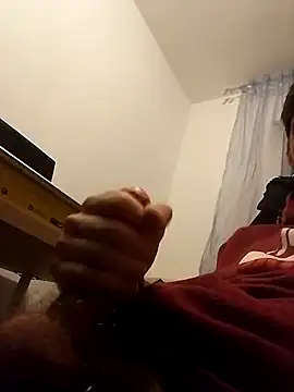 Snapshot of kevcore96 chatting on 02/05/25, 06:04 kevcore96 online show from 02/05/25, 06:04