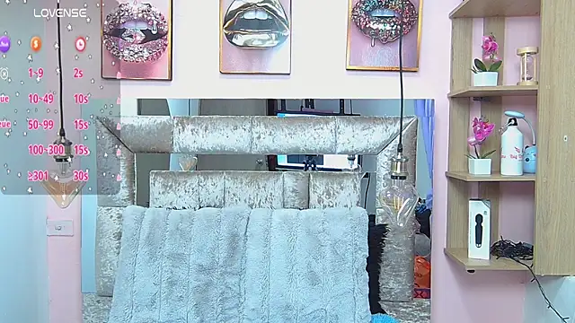 Vaioletcooper online show from 03/08/25, 04:06