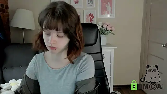 Alina Mills online show from 10/03/25, 09:39