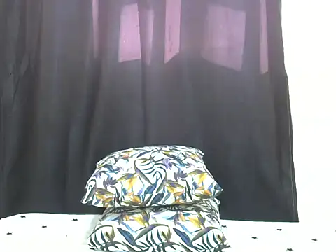  Eylah online show from 12/28/24, 07:00