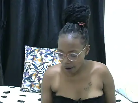  Eylah online show from 12/30/24, 10:23