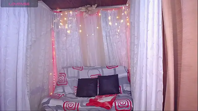 Ana off alana online show from 10/13/25, 11:27