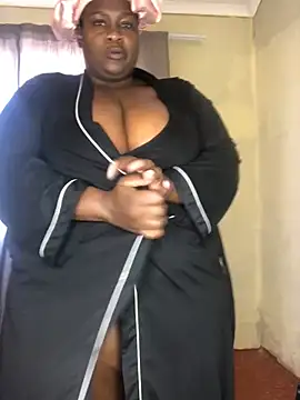 bustytitsxxx online show from 06/11/26, 08:01
