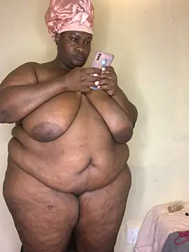 bustytitsxxx online show from 06/25/26, 04:23