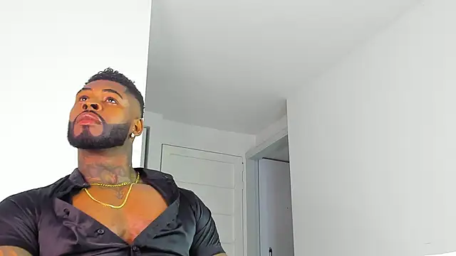 Snapshot of Makonneen chatting on 11/11/25, 04:34 Makonneen online show from 11/11/25, 04:34