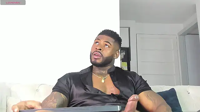 Makonneen online show from 06/13/26, 01:58