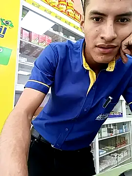 Rogersmit2 online show from 09/18/25, 02:41