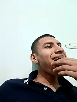 Rogersmit2 online show from 10/04/25, 12:41