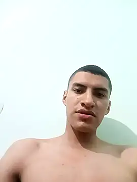 Rogersmit2 online show from 10/19/25, 03:51