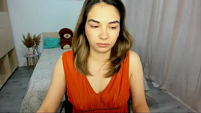 Snapshot of Alexa_Dolly12 chatting on 11/14/25, 06:01 Alexa Dolly12 online show from 11/14/25, 06:01