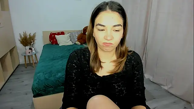 Snapshot of Alexa_Dolly12 chatting on 12/05/25, 06:33 Alexa Dolly12 online show from 12/05/25, 06:33