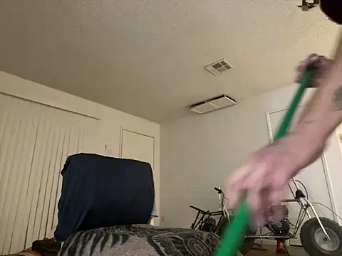 freakzmexx online show from 12/13/24, 06:10