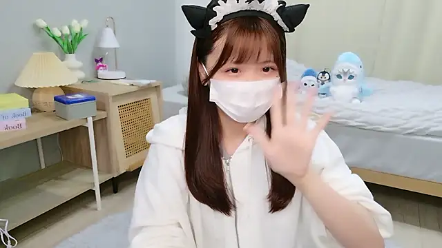 Sayuringo  online show from 10/15/25, 11:10