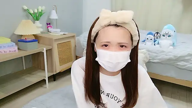 Sayuringo  online show from 10/25/25, 06:10