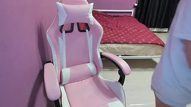 Lika8234 online show from 09/25/25, 12:47