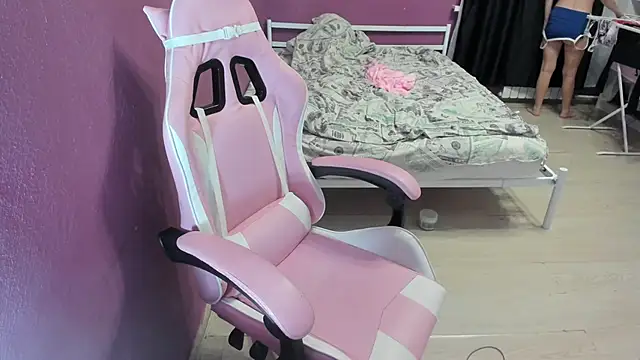 Lika8234 online show from 10/31/25, 12:44