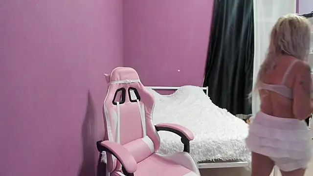 Lika8234 online show from 12/01/25, 02:44