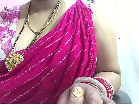 Snapshot of Desi_bhabhiii chatting on 01/03/25, 05:50 Desi bhabhiii online show from 01/03/25, 05:50